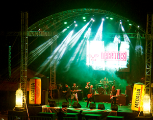 escenario banda rock4